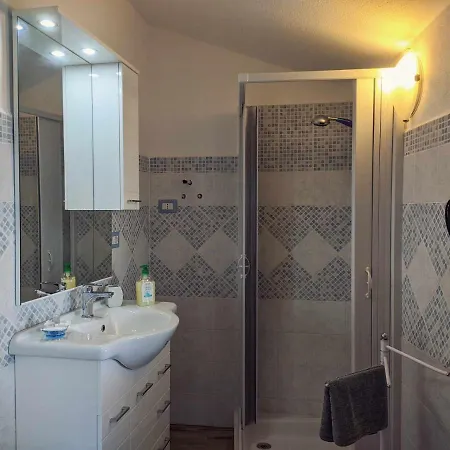 Vicino Di Maria Pia 4 4 Bagni Per 9 Persone Apartment *