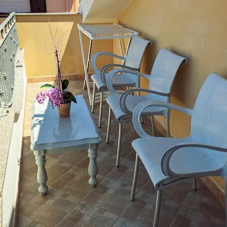 Vicino Di Maria Pia 4 4 Bagni Per 9 Persone Apartment