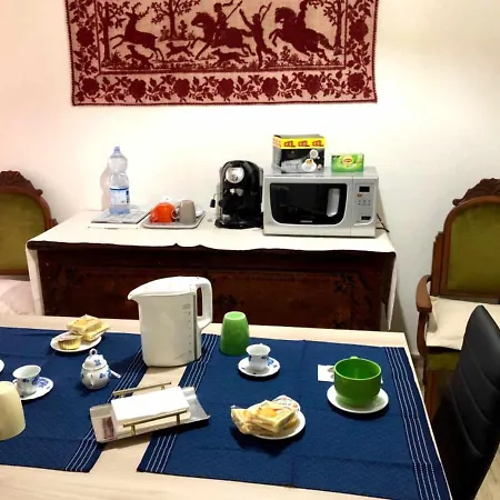 Apartment Vicino Di Maria Pia 4 4 Bagni Per 9 Persone